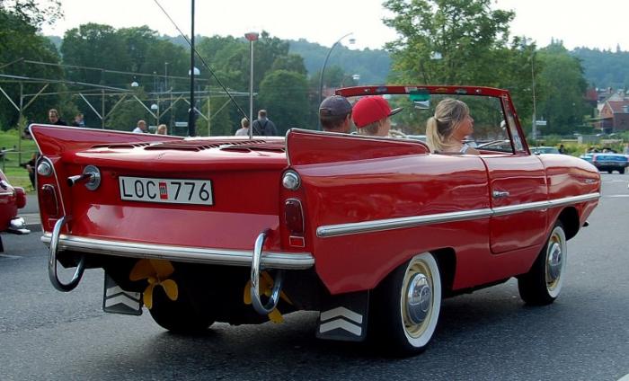   Amphicar (14  + 2 )