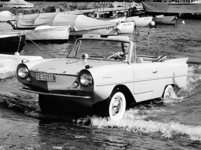   Amphicar (14  + 2 )