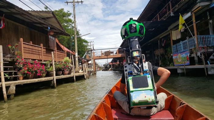    Google Street View   500 000  (10 )