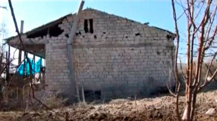 В Нагорном Карабахе возобновились боевые действия (13 фото) В Нагорном Карабахе возобновились боевые действия (13 фото)