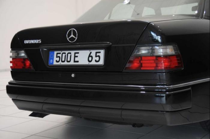 Mercedes-Benz Brabus 6.5 W124    (20 )