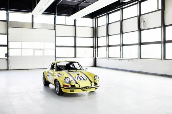 Porsche   "-" 911- (8 )