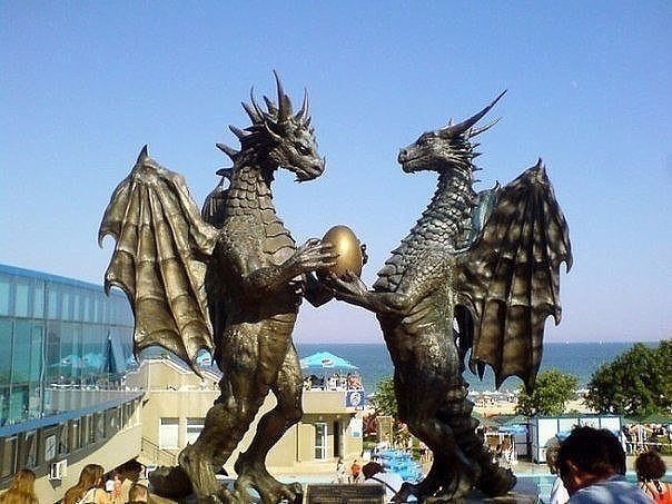 Самые необычные памятники в мире (6 фото) Самые необычные памятники в мире (6 фото)