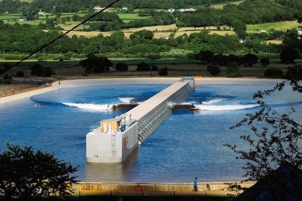 Surf Snowdonia   &#8209; (4 )