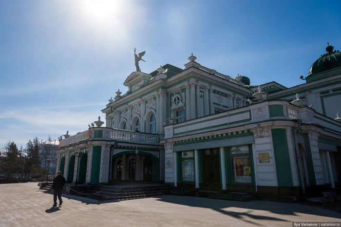 Омск в преддверии празднования 300-летия (48 фото) Омск в преддверии празднования 300-летия (48 фото)