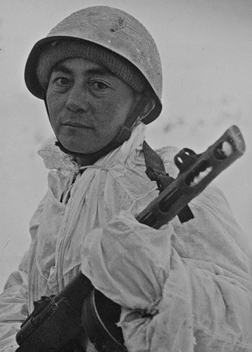 Воспоминания ветеранов (10 фото) Воспоминания ветеранов (10 фото)