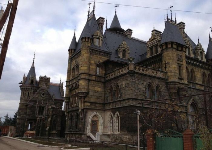 Замок Гарибальди в селе Хрящёвка Самарской области (39 фото) Замок Гарибальди в селе Хрящёвка Самарской области (39 фото)