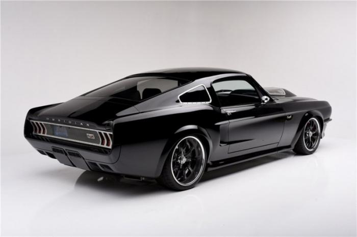  Ford Mustang Obsidian    (34 )