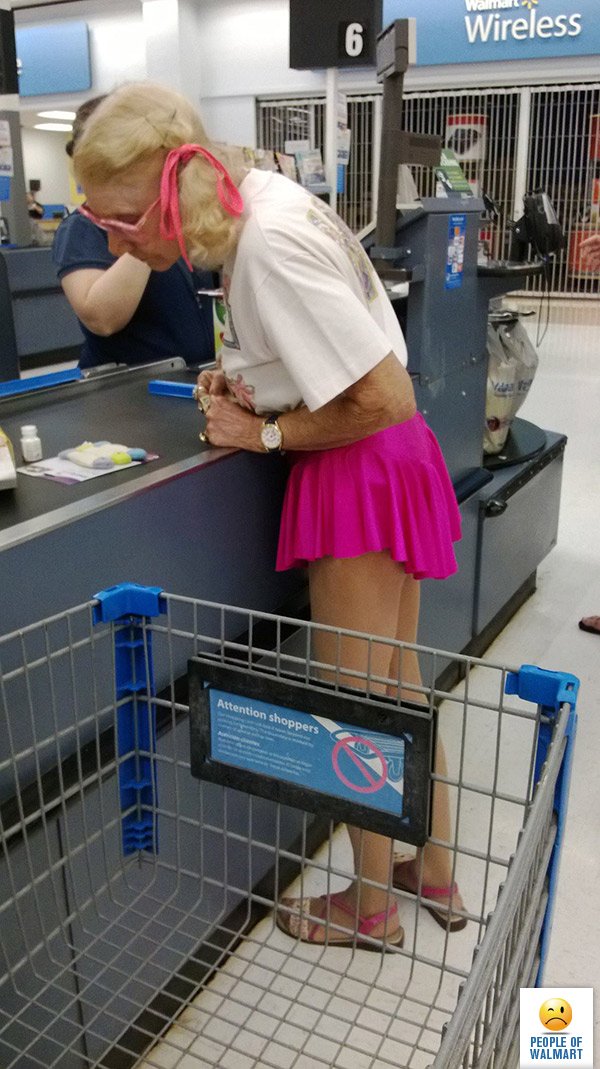   Walmart (32 )