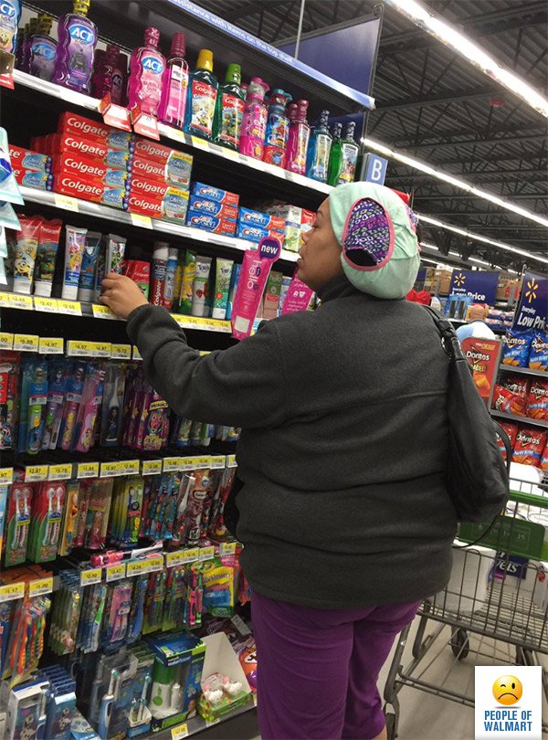   Walmart (32 )
