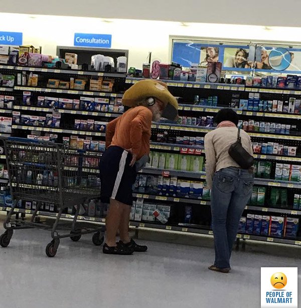   Walmart (32 )