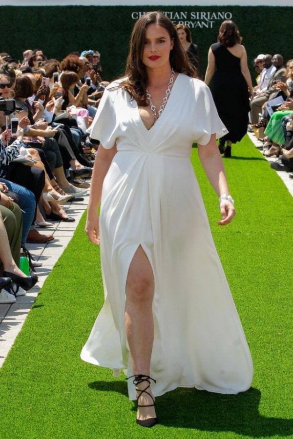 Plus Size     - (21 )