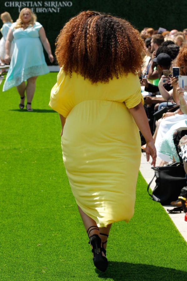  Plus Size     - (21 )