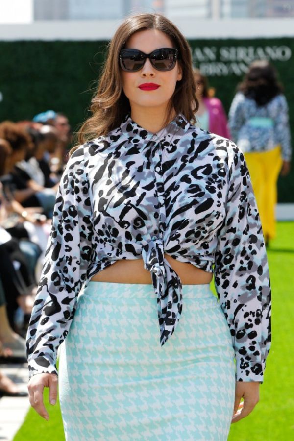  Plus Size     - (21 )