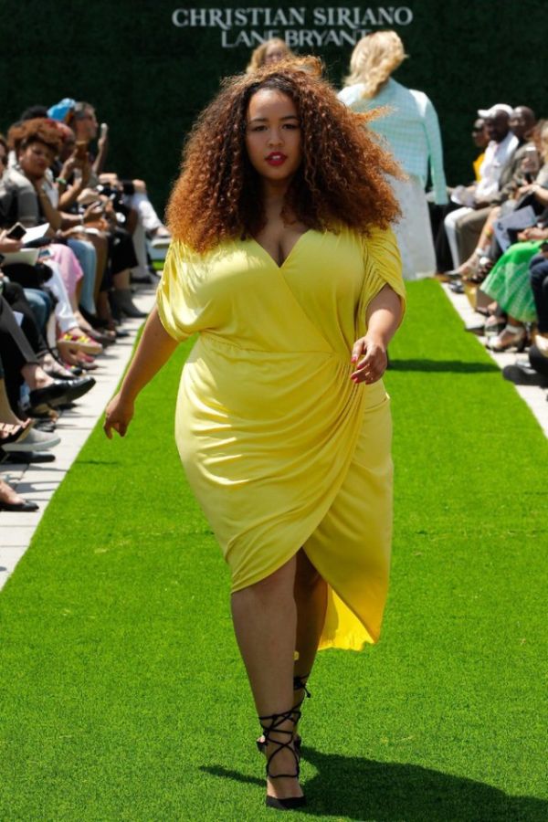  Plus Size     - (21 )