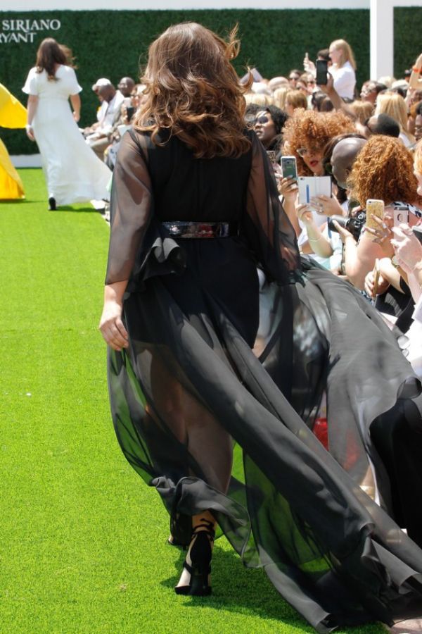  Plus Size     - (21 )