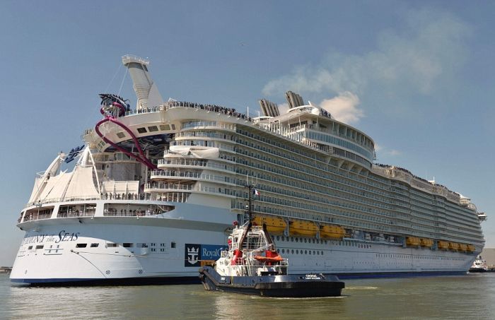        Harmony of the Seas (15 )