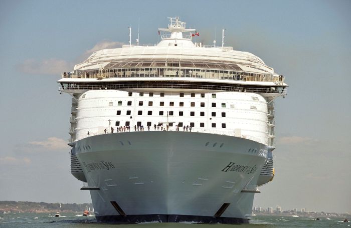        Harmony of the Seas (15 )