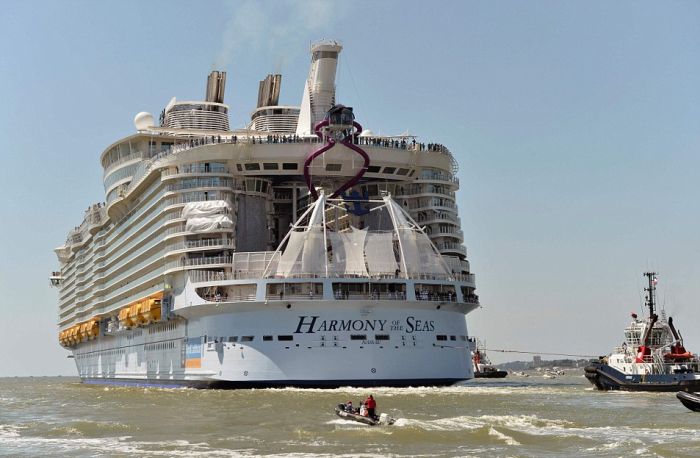        Harmony of the Seas (15 )