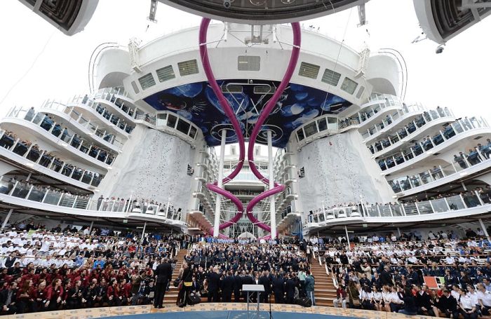        Harmony of the Seas (15 )