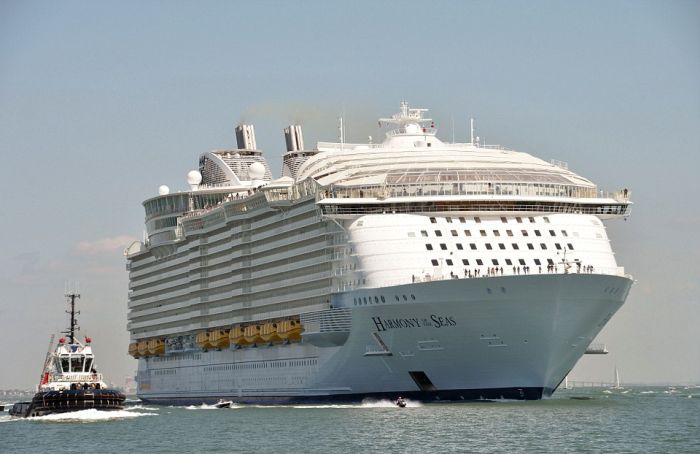        Harmony of the Seas (15 )