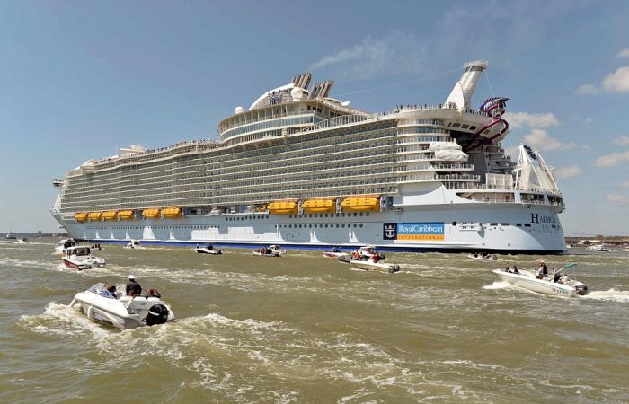        Harmony of the Seas (15 )