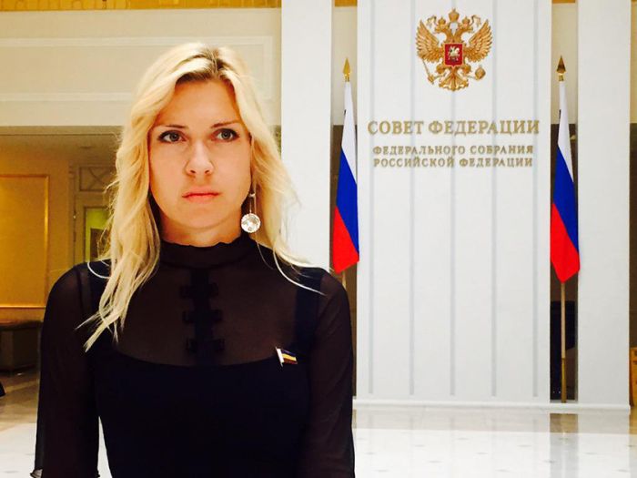 «Секретное оружие» партии «Единая Россия» (25 фото) «Секретное оружие» партии «Единая Россия» (25 фото)