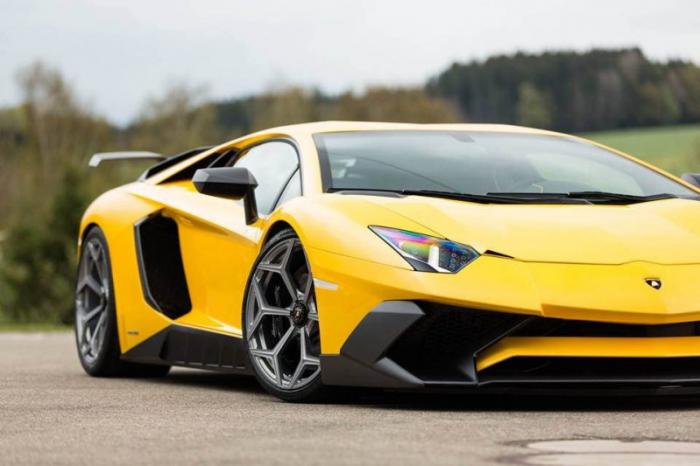   Lamborghini Aventador SV   (20 )