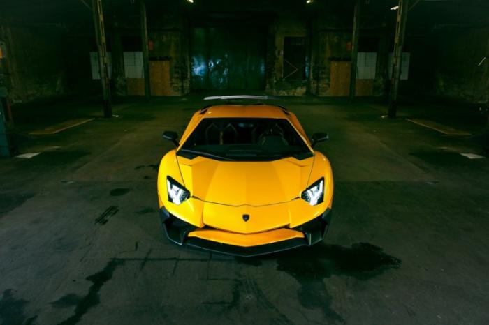   Lamborghini Aventador SV   (20 )