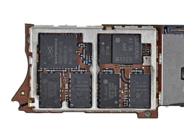   iPhone 4 (31 )