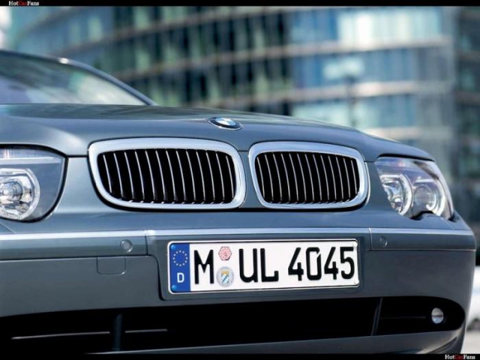 BMW 7- E66 -   (13 )