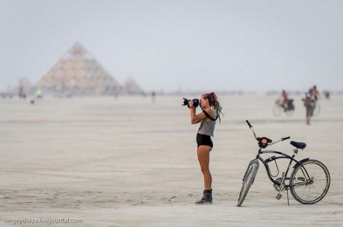     Burning Man (37 )