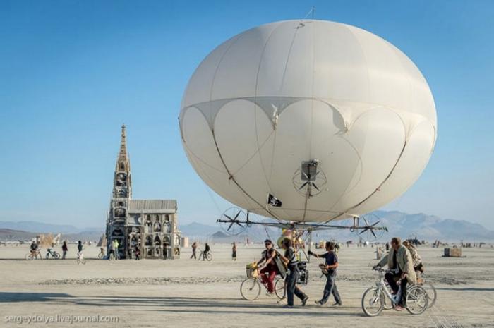     Burning Man (37 )