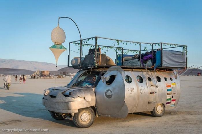     Burning Man (37 )
