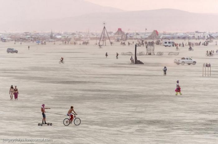     Burning Man (37 )
