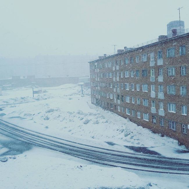 Май в Норильске (8 фото) Май в Норильске (8 фото)