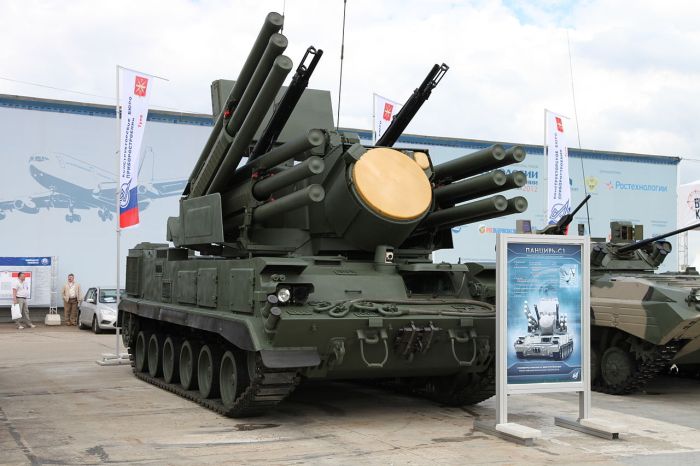 Самая грозная военная техника России (10 фото) Самая грозная военная техника России (10 фото)