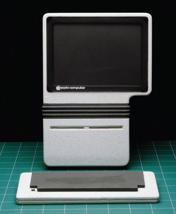  Apple 30-  (16 )