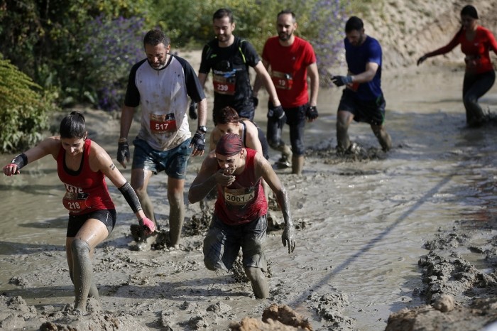   (Mud Race)   (29 )