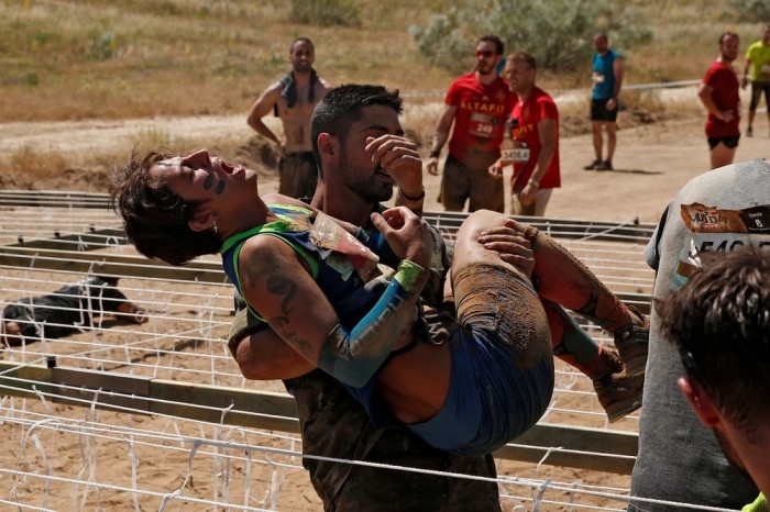   (Mud Race)   (29 )