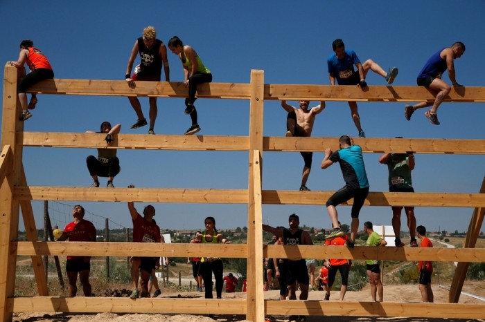   (Mud Race)   (29 )