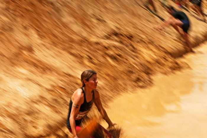   (Mud Race)   (29 )