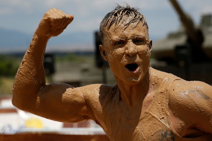   (Mud Race)   (29 )