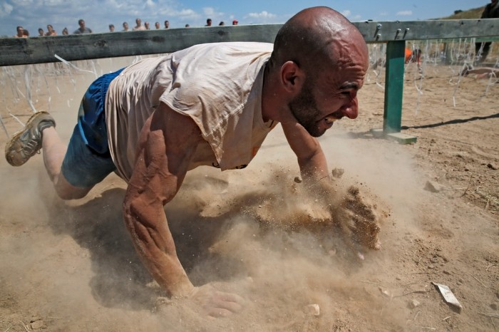   (Mud Race)   (29 )