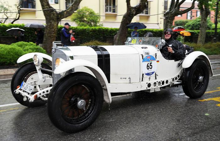 Mille Miglia  1000   - (22 )