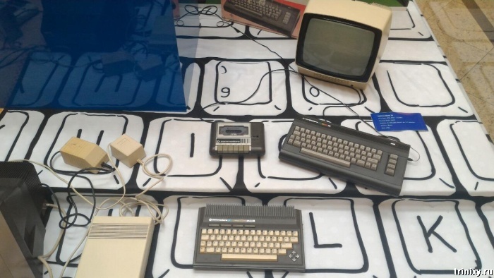   1980 :    (17 )