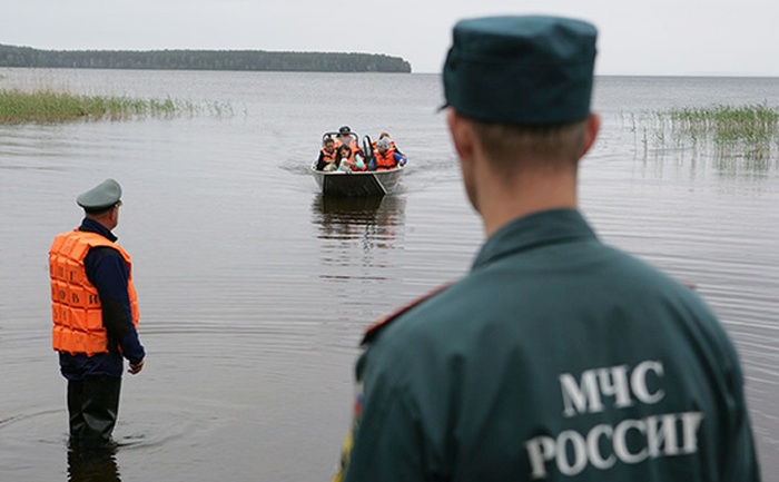 В Карельском озере утонули 14 детей (6 фото) В Карельском озере утонули 14 детей (6 фото)