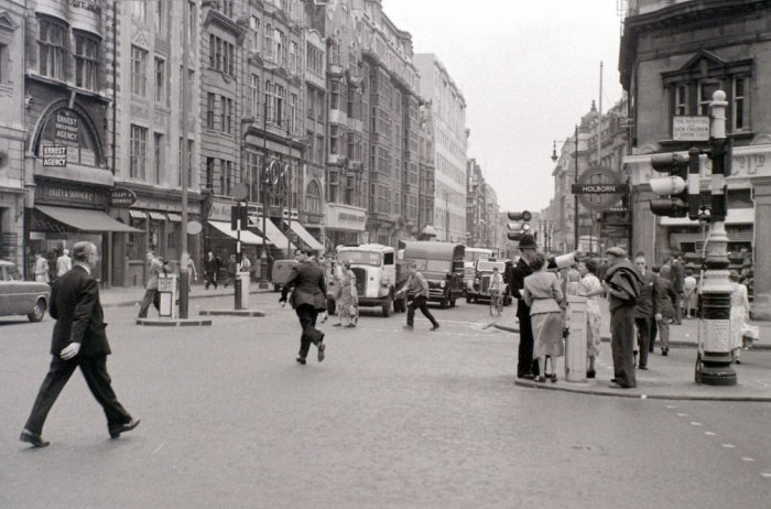 Улицы Лондона середины XX-го столетия (34 фото) Улицы Лондона середины XX-го столетия (34 фото)