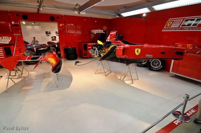  Ferrari   (45 )