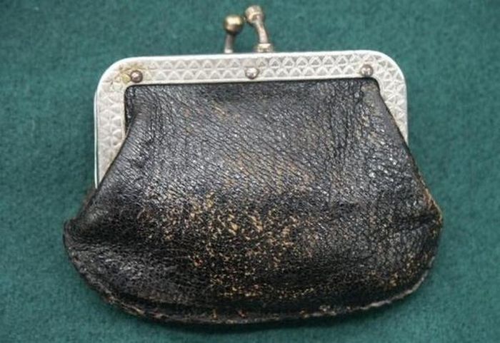       (4 )